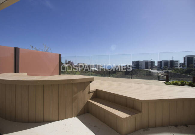 Квартира с видом на море и общим бассейном в Фуэнхироле 3