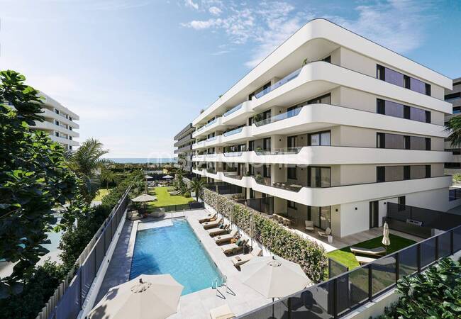Apartamentos Costeros Con Terraza En Vélez-málaga 1