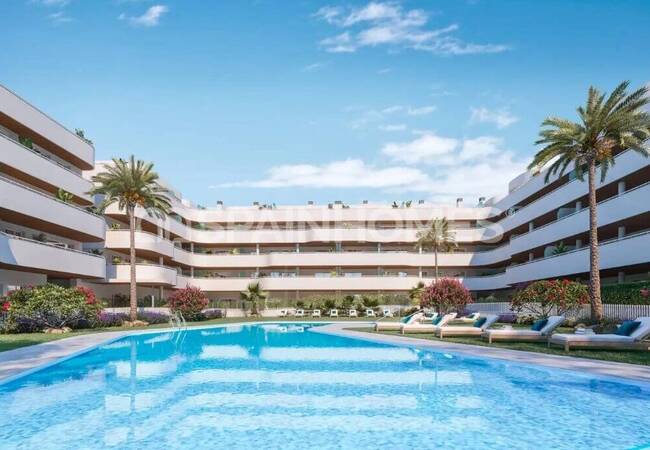 Flats 100 M From the Beach in Torrox Los Llanos 2