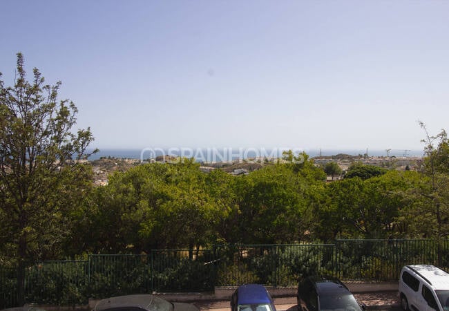 Sea View Townhouses with Shared Pool in Benalmádena 4