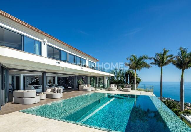 Freistehende Villa Mit Atemberaubendem Meerblick In Benalmádena 5