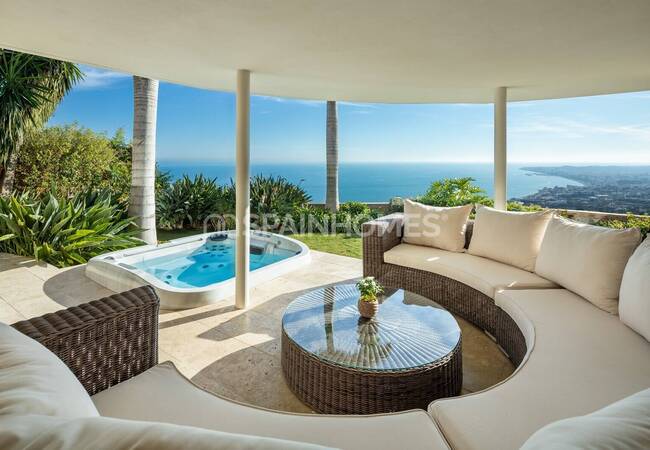 Freistehende Villa Mit Atemberaubendem Meerblick In Benalmádena 7