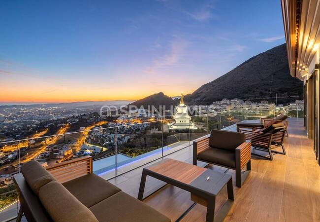Freistehende Villa Mit Atemberaubendem Meerblick In Benalmádena 9