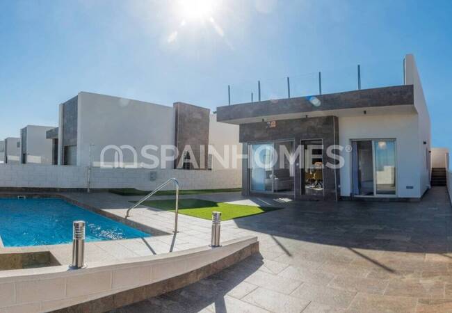 Nouvelles Villas Type Bungalow Avec Piscine À Orihuela Costa 9