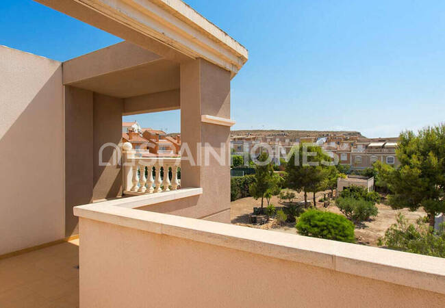 Amplios Adosados Listos Para Mudarse En El Centro 5