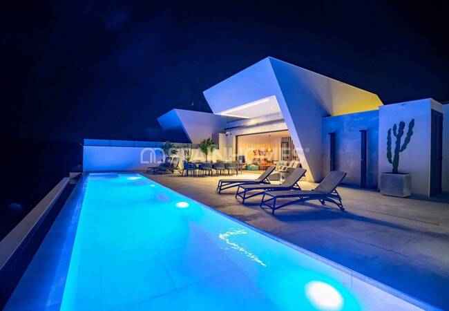 Villas De Luxe Entourées Par Nature À Rojales, Costa Blanca 7