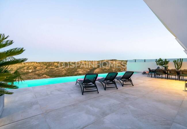 Роскошные Виллы в Окружении Природы в Рохалесе, Коста-Бланка 2