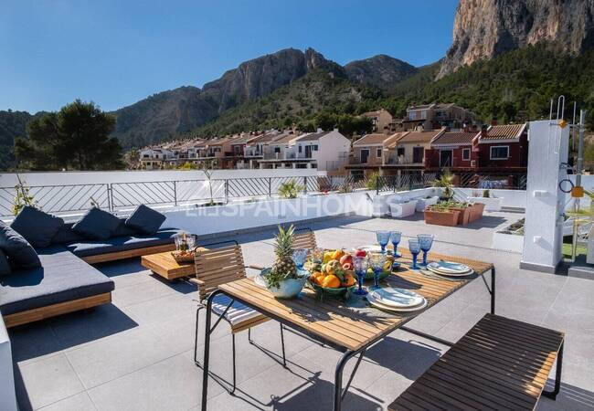 Polop Costa Blanca’da Doğa ve Deniz Manzaralı Villalar 10