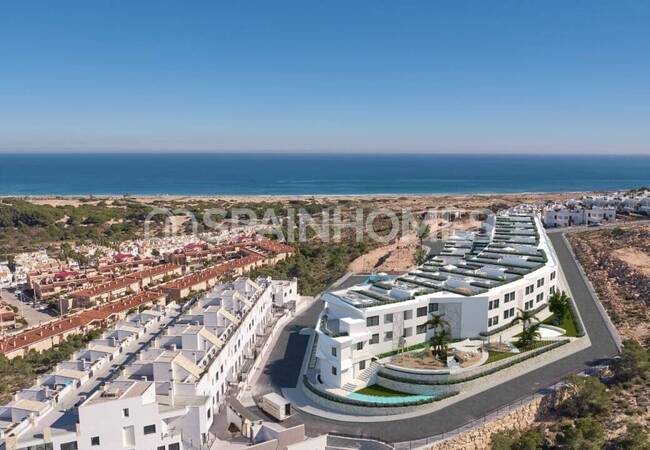 El Gran Alacant’ta Deniz Manzaralı Sahile Yakın Daireler 1