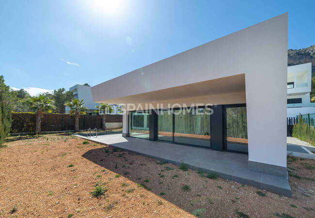 Detached Villas with Great Views Located Near Benidorm City. 8