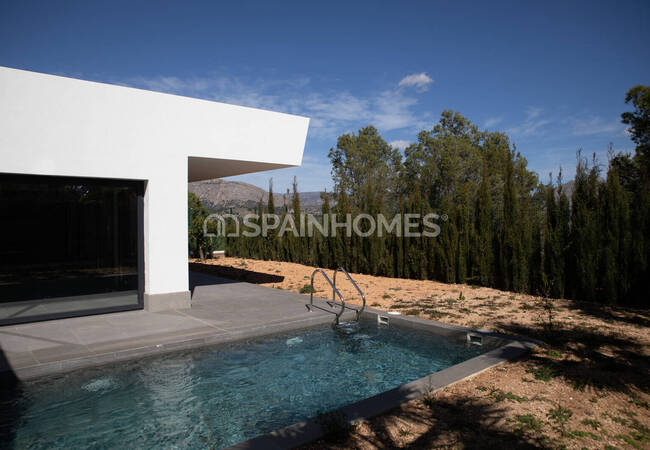 Detached Villas with Great Views Located Near Benidorm City. 7