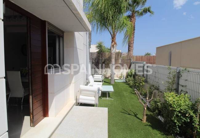 Fully Furnished and Decorated Golf Villa in Orihuela 6