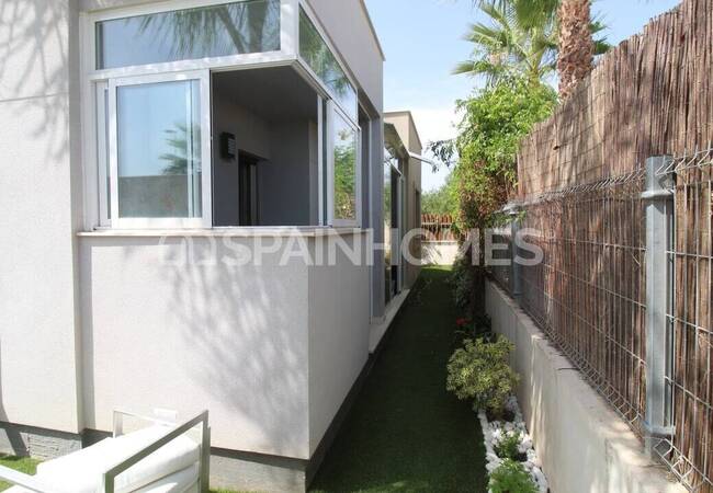 Fully Furnished and Decorated Golf Villa in Orihuela 9