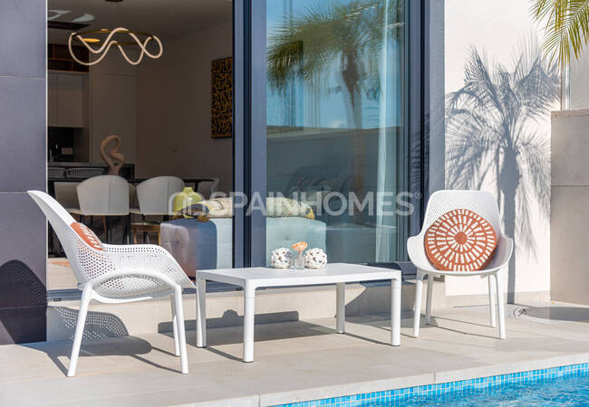 Современные Отдельные Виллы в Ориуэле с Бассейном и Солярием 6