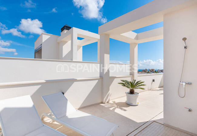 Современные Отдельные Виллы в Ориуэле с Бассейном и Солярием 9