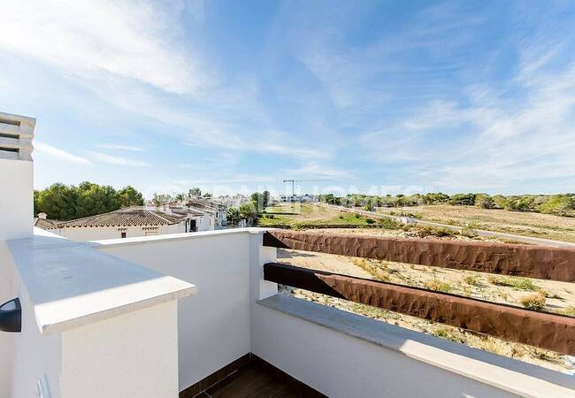 Bungalows Modernes Avec Solarium À Torrevieja, Alicante 4