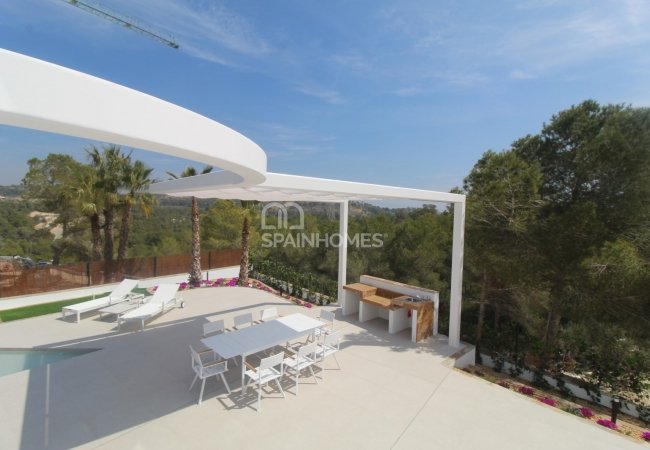 Costa Blanca'da Tam Donanımlı Satışa Hazır Villa 18