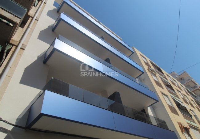 Torrevieja Alicante'de Çatı Havuzlu ve Mahzenli Daireler 7