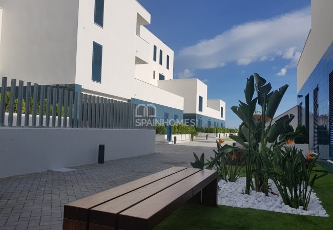 Ready to Move-in Apartments for Sale in Playa Flamenca