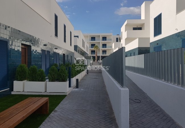 Ready to Move-in Apartments for Sale in Playa Flamenca