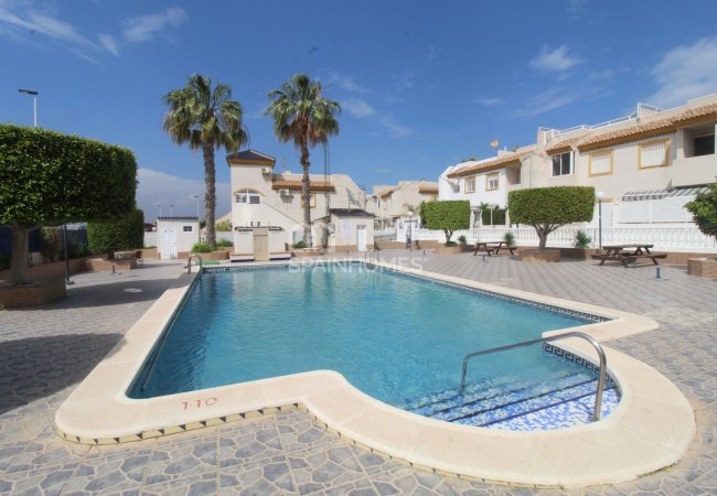 Inmueble Bien Situado En Habaneras Torrevieja 5