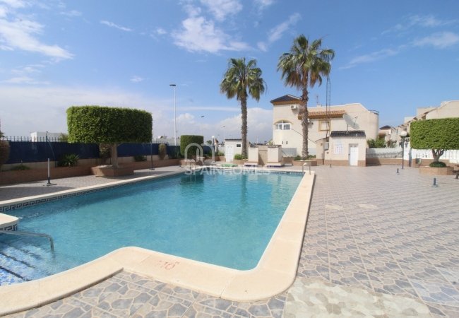 Inmueble Bien Situado En Habaneras Torrevieja 2