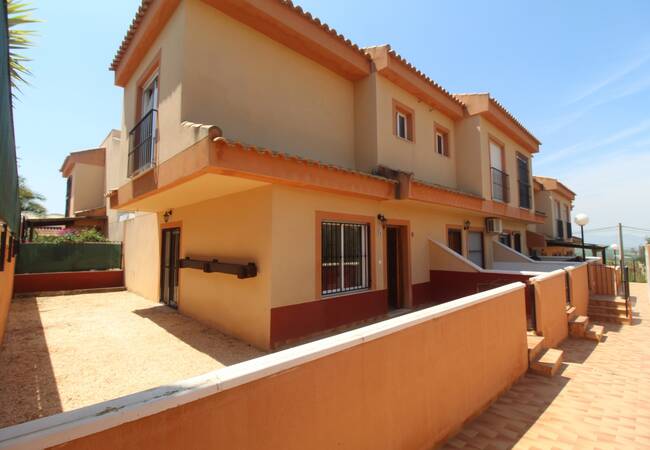 Corner Townhouse for Sale in Castillo De Montemar 1