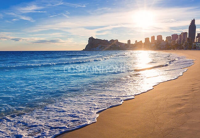 Luxury Real Estate with Panoramic Sea Views in Benidorm 14