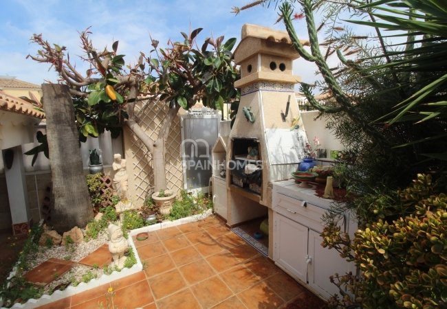 Дом в Средиземноморском Стиле на Продажу в Ориуэла-Коста 3