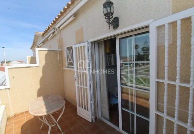 Torrevieja Costa Blanca'da Pembe Göl Yakınında Satılık Ev 6