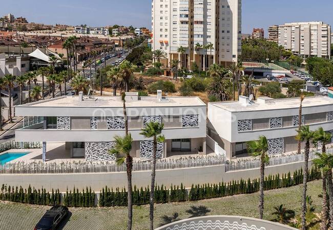 Alicante San Juan'da Sahile Yakın Satılık Lüks Villalar 1