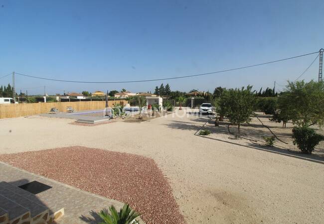 Villa En Perfecto Estado En Una Gran Parcela En Alicante 14