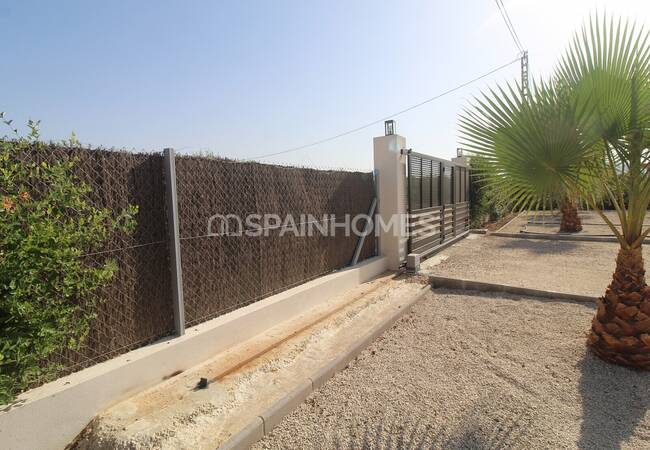 Villa En Perfecto Estado En Una Gran Parcela En Alicante 4