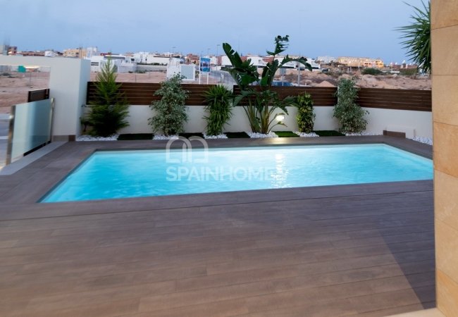 Villas De Diseño Moderno Con Piscina En Benijófar 15