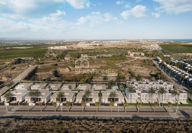 Algorfa'da Yüzme Havuzlu Kompleks İçinde Sıfır Villalar 5