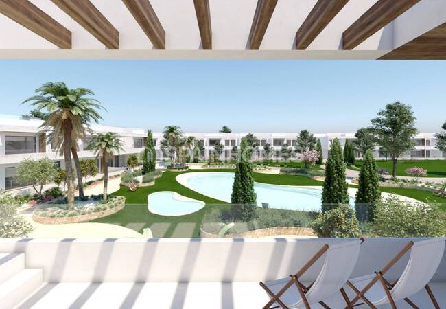 New Apartments in Complex with Swimming Pool in Torrevieja