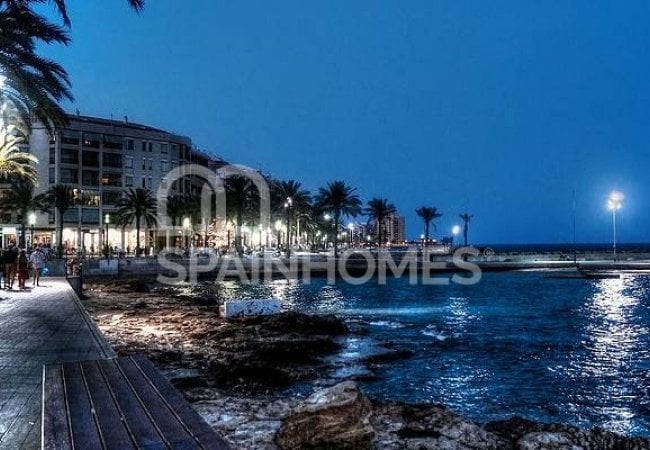 Torrevieja’da Havuzlu Proje İçinde Güney Cepheli Daireler 4