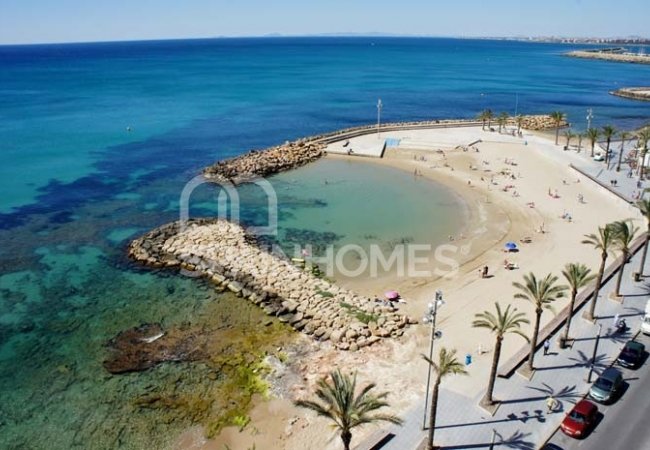 Torrevieja’da Havuzlu Proje İçinde Güney Cepheli Daireler 5