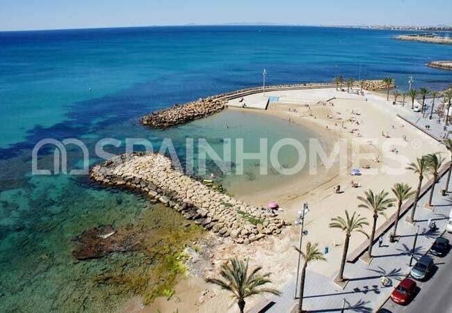 Alicante Torrevieja'da Havuzlu Site İçinde Modern Daireler 9
