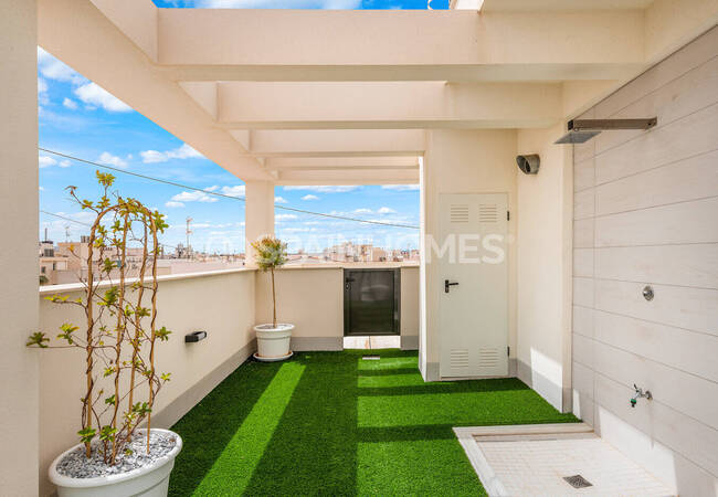 Alicante Torrevieja'da Havuzlu Site İçinde Modern Daireler 7