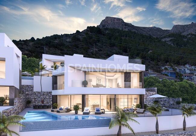 Alicante Calpe’de Lüks Tasarımlı Özel Havuzlu Villalar 4