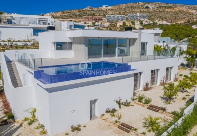 Well Designed House in Sought After Area of Benitachell 2