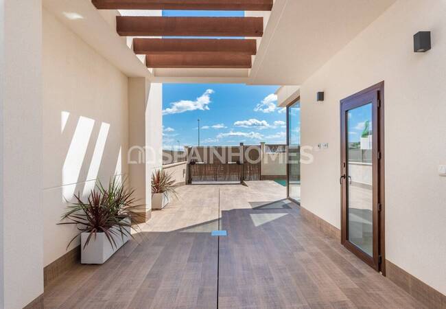 Nybyggda Hus Med Samtida Design I La Herrada 5