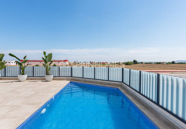 Orihuela Dolores'te Çağdaş Tasarımlı Havuzlu Villalar 7