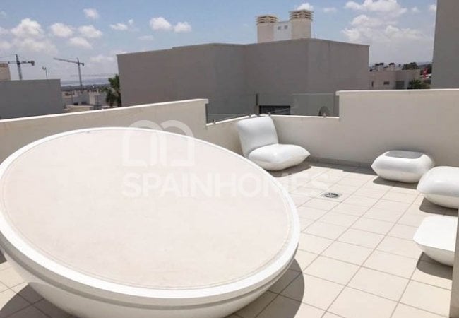 Casas Contemporáneas Con Piscinas Privadas En Ciudad Quesada 11