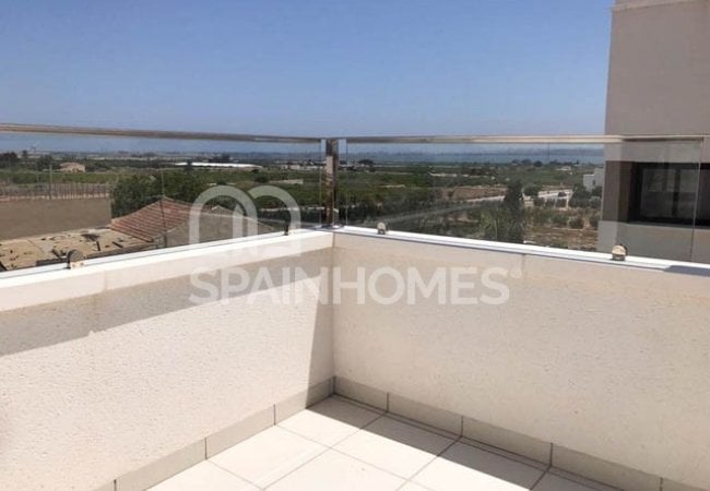 Casas Contemporáneas Con Piscinas Privadas En Ciudad Quesada 8