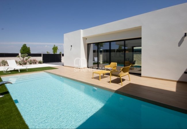 Luxurious Villas for Sale in Benijofar in a Privileged Area 4