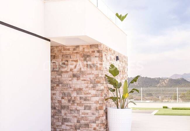 Отдельные Виллы с Просторными Интерьерами в Финестрате 18