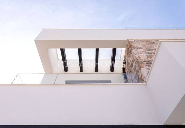 Отдельные Виллы с Просторными Интерьерами в Финестрате 17