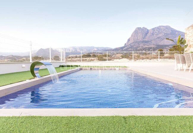 Отдельные Виллы с Просторными Интерьерами в Финестрате 10